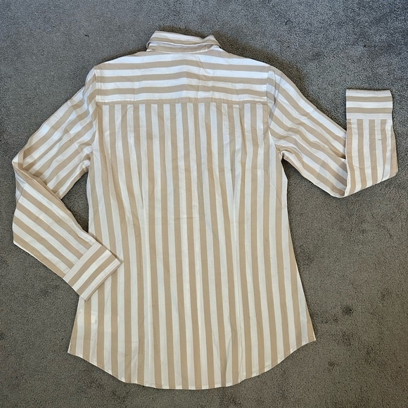 J.Crew Petite Lightweight Cotton-Blend Shirt in Signature Fit Size Petite XS Tan - Picture 7 of 7